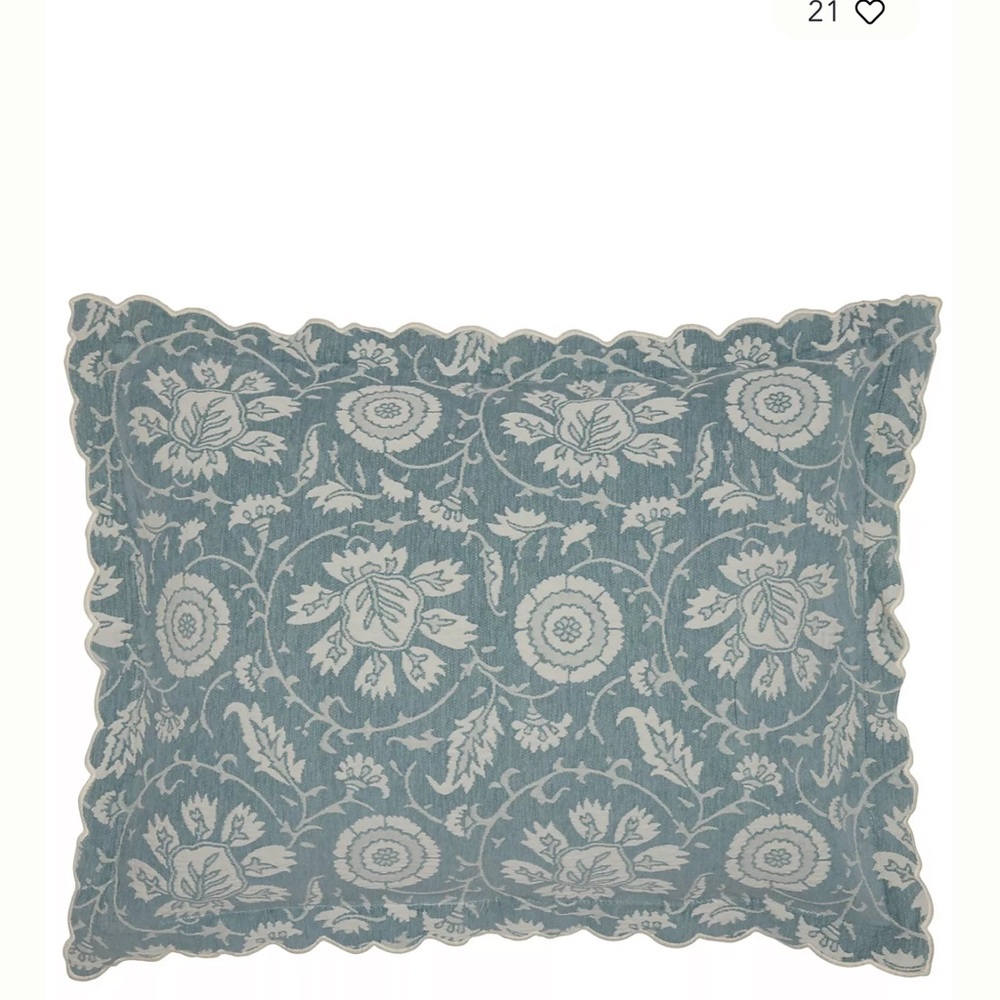 2 John Robshaw Green and White Floral Decorative king Shams
